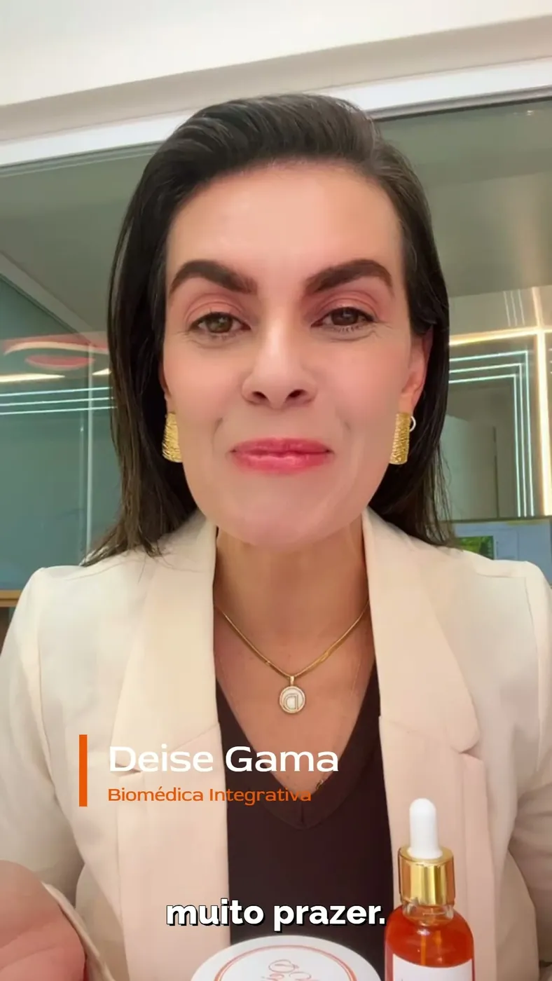 Deise Gama apresenta o Kit Máscara Clareadora + Lúmen